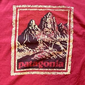 Vintage 90’s Red Patagonia T-shirt